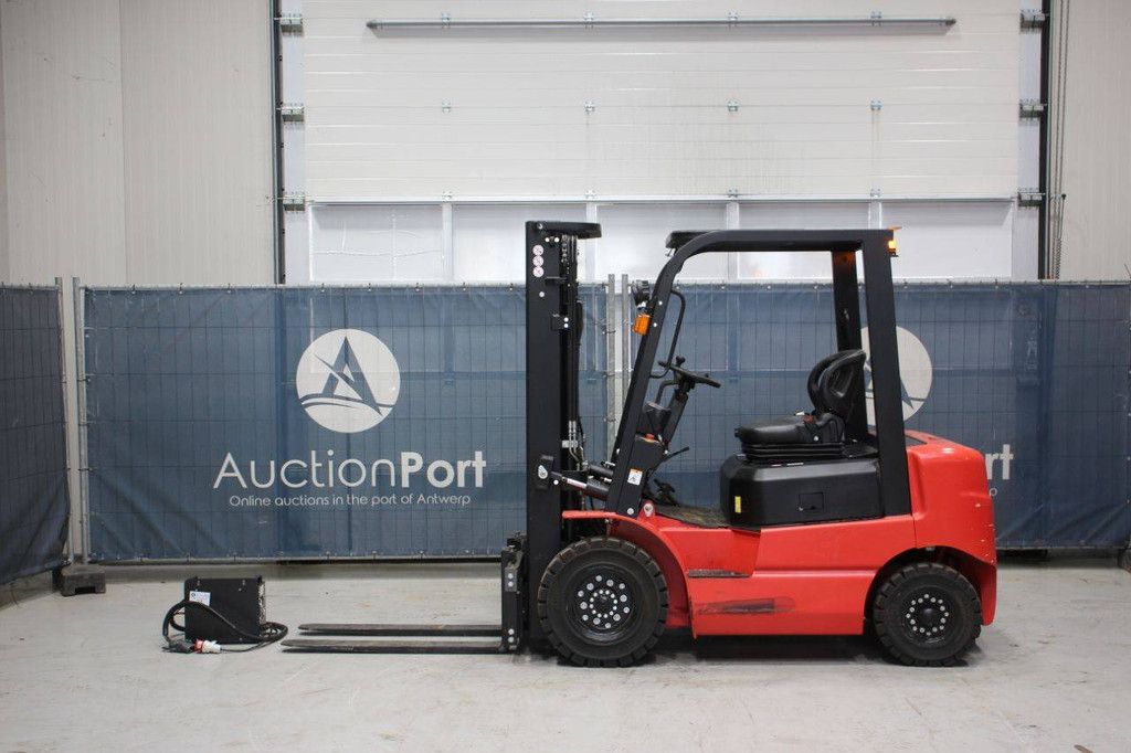 Gabelstapler EP EFL252 Elektro 2500 kg 2021 Vorführmodell