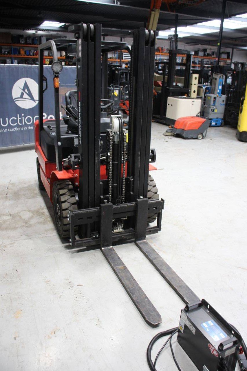 Gabelstapler EP EFL252 Elektro 2500 kg 2021 Vorführmodell