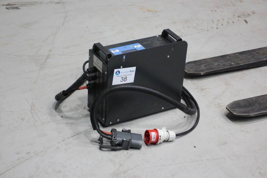 Gabelstapler EP EFL252 Elektro 2500 kg 2021 Vorführmodell