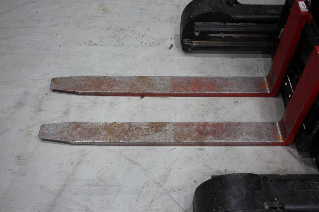 Schubmaststapler Hyster R1.6 Elektro 1600 kg 2020