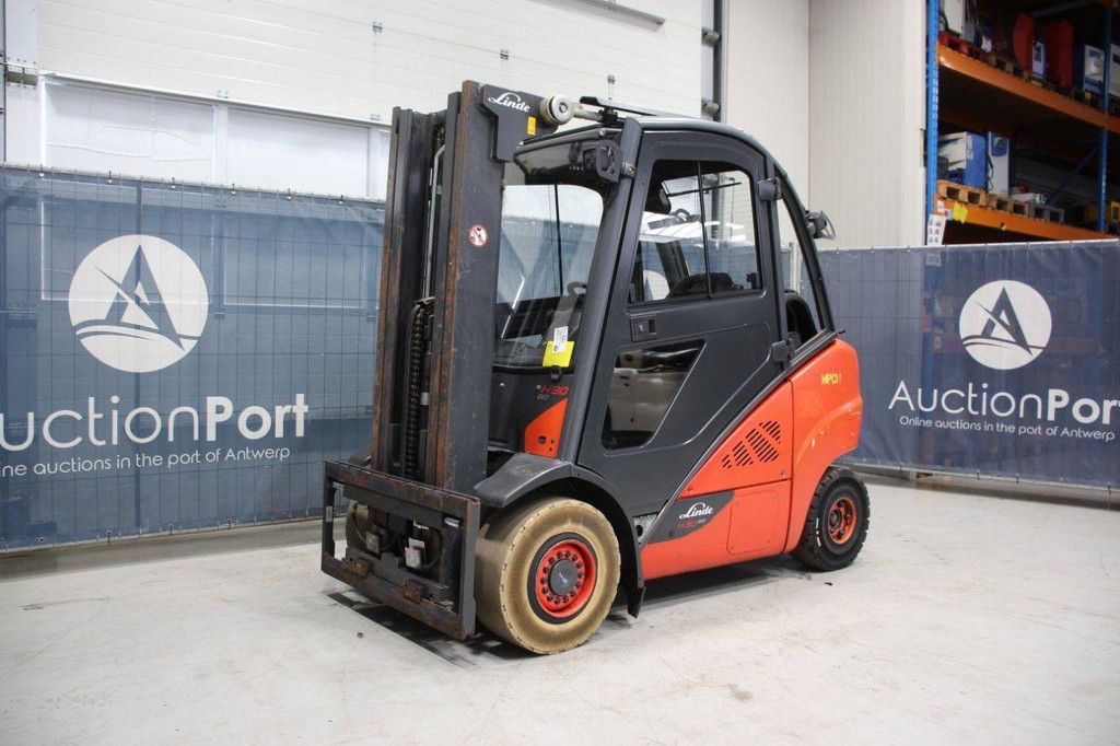 Gabelstapler Linde H30t-02 LPG 3000kg 2015
