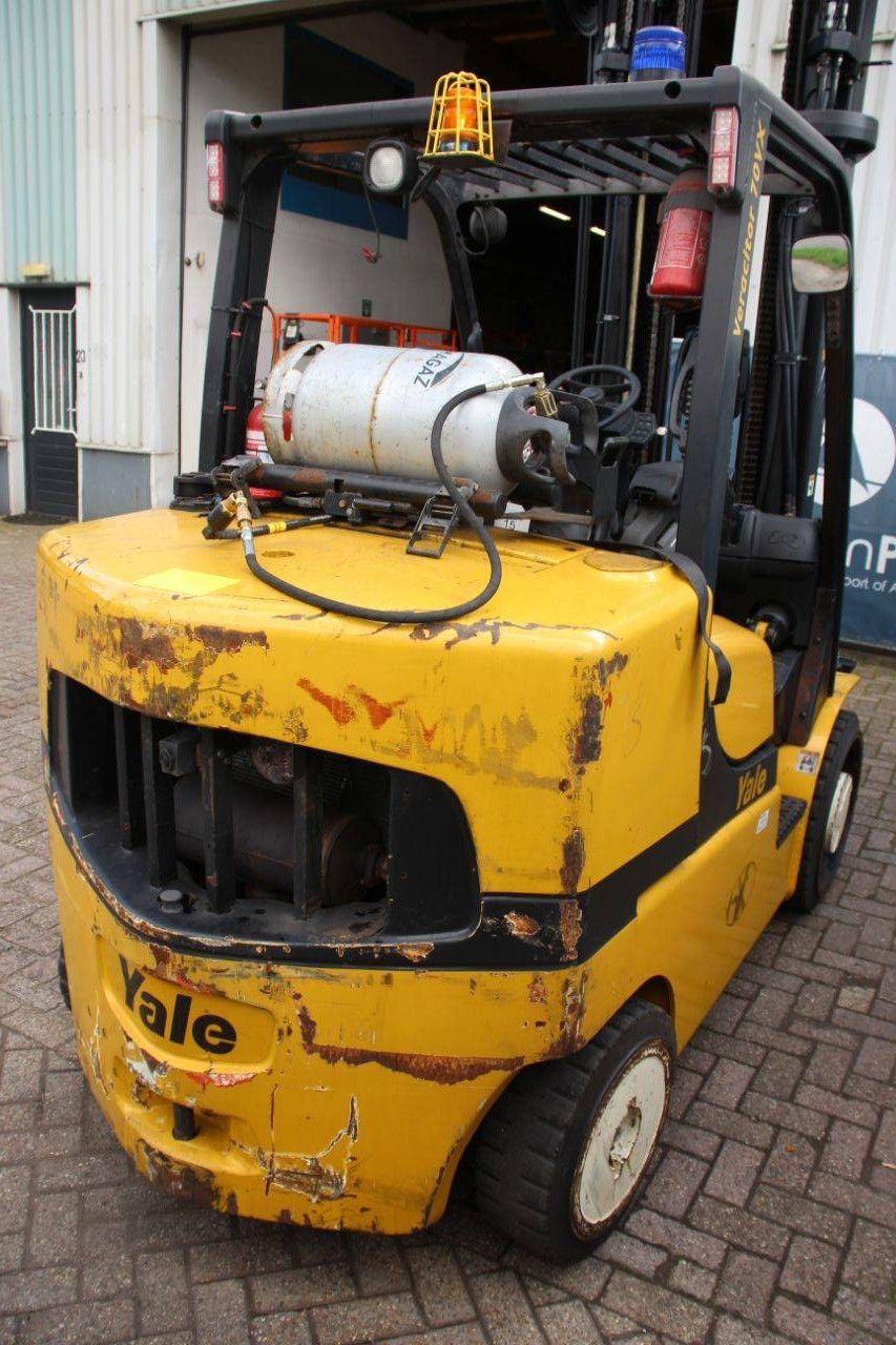 Forklift Yale GLC70VX LPG 2800kg 6.8m 2010