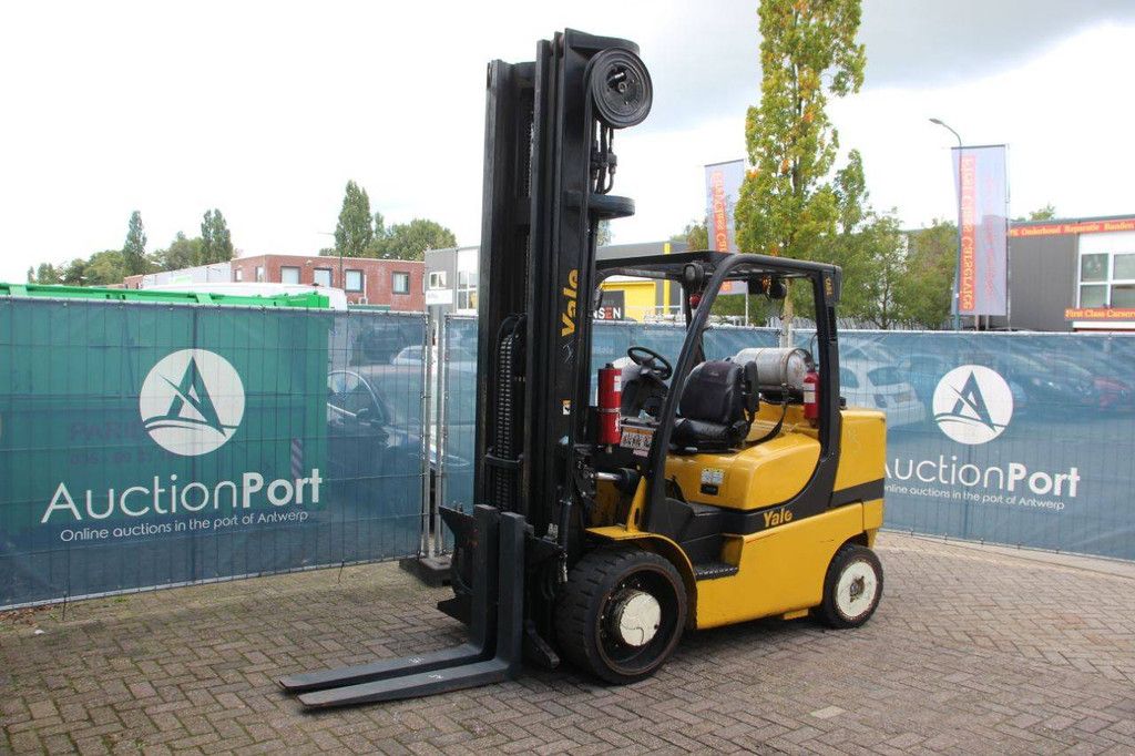 Forklift Yale GLC70VX LPG 2800kg 6.8m 2010