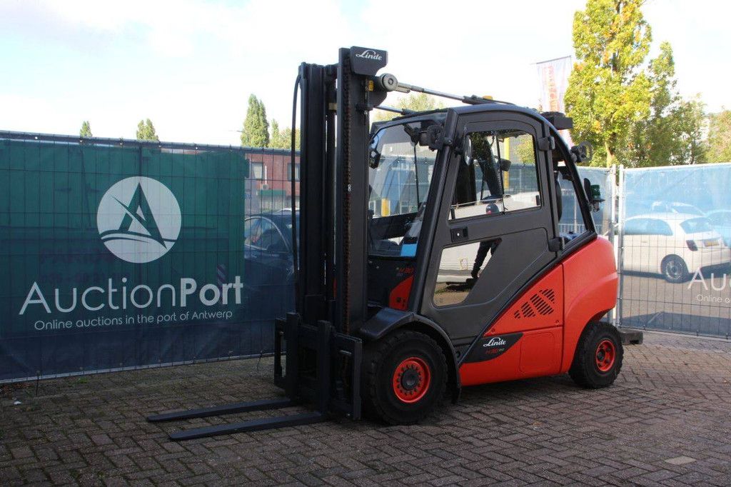 Heftruck Linde H30D-02 Diesel 3000kg 3.65m 2015