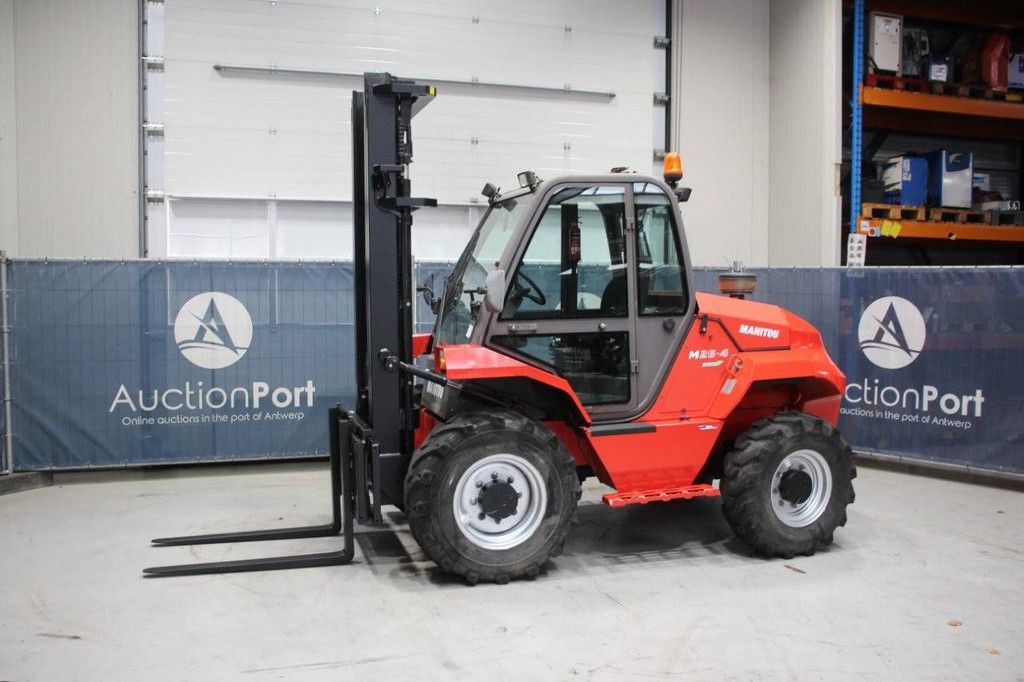 Manitou M 26-4 Diesel-Geländestapler, 2600 kg, Baujahr 2015