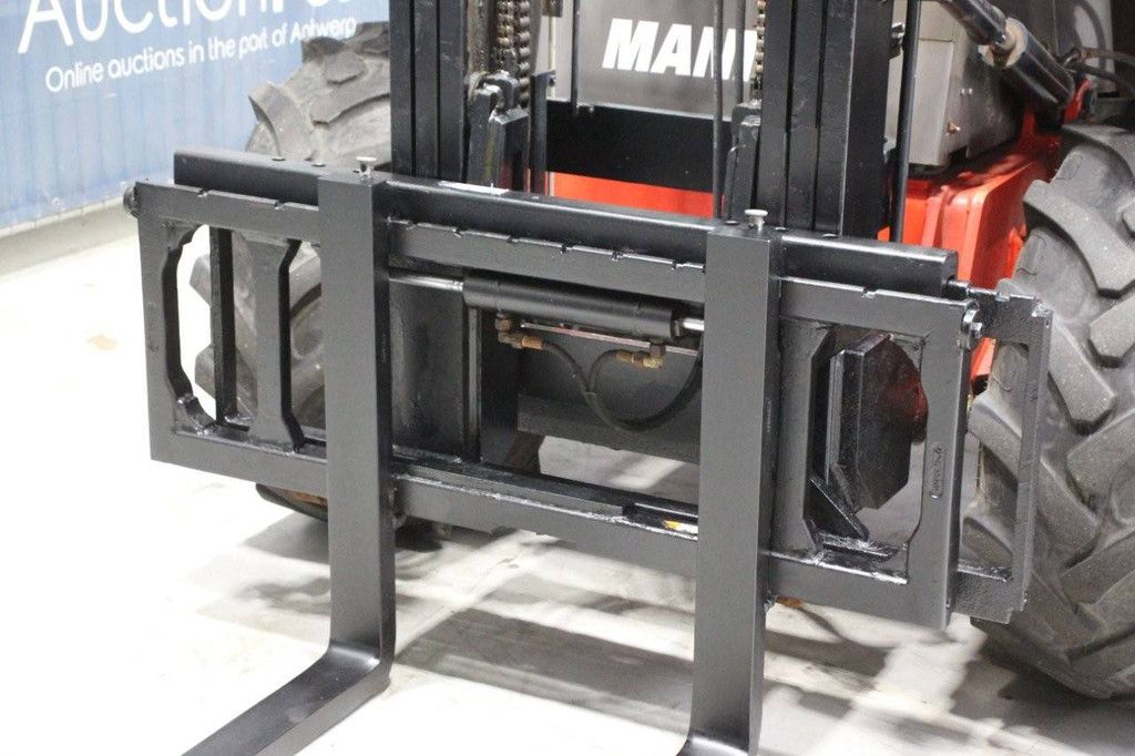 Manitou M 26-4 Diesel-Geländestapler, 2600 kg, Baujahr 2015