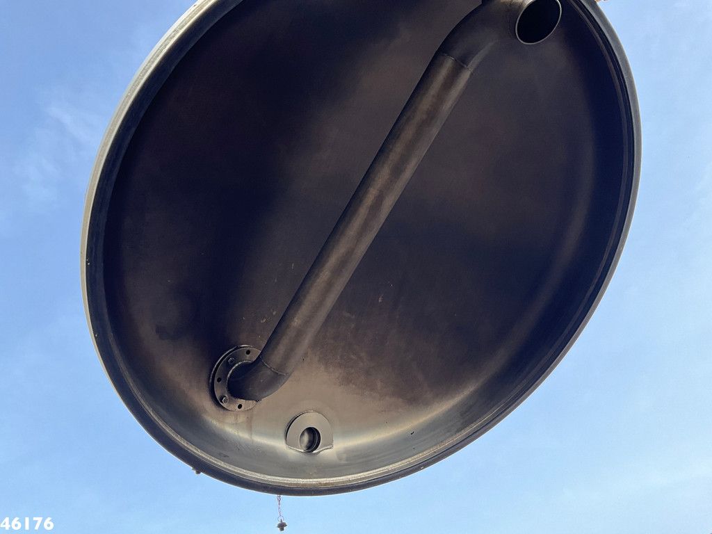 Man TGX 18.400 trekker + Burg oplegger met Bekker LaGram Vacuüm opbouw 30m³