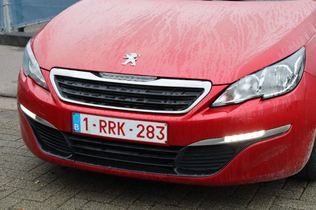 Pkw Peugeot 308 Benzin 82 PS 2017 (Marge)
