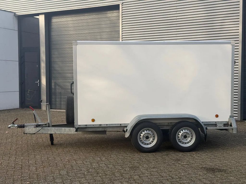 Verdonk Gesloten aanhanger met laadklep tandemasser