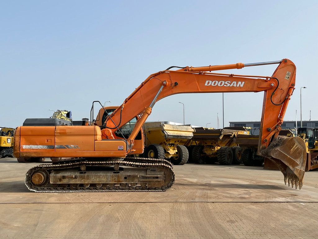 Doosan DX300LC