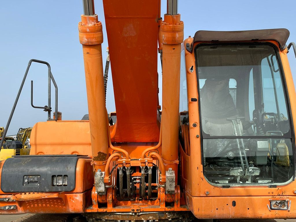 Doosan DX300LC