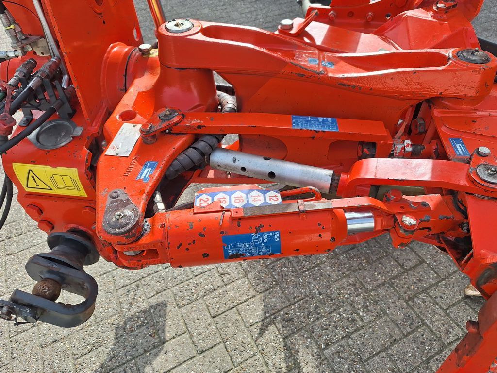 Kuhn VARI-MASTER 152 4ET 80-102