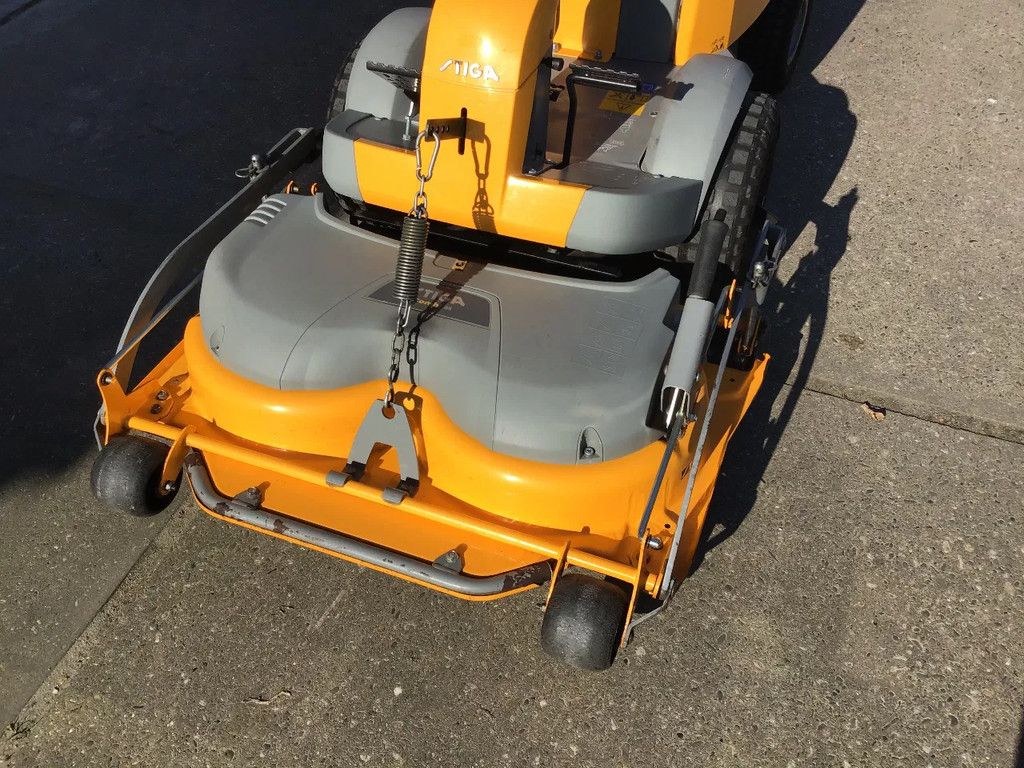 Stiga Villa silent hydrostaat