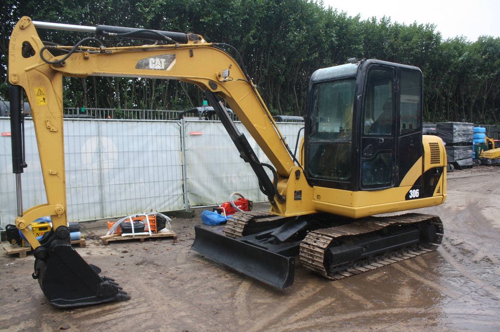 Raupenbagger Caterpillar 306 Diesel 40,5 kW 2011