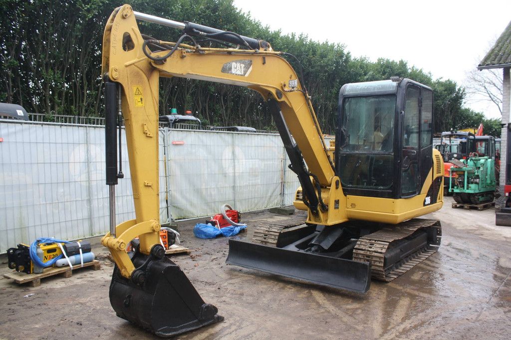 Raupenbagger Caterpillar 306 Diesel 40,5 kW 2011