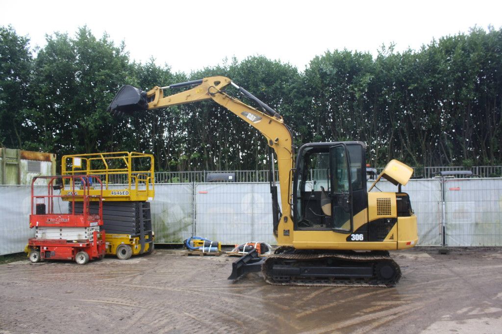 Raupenbagger Caterpillar 306 Diesel 40,5 kW 2011