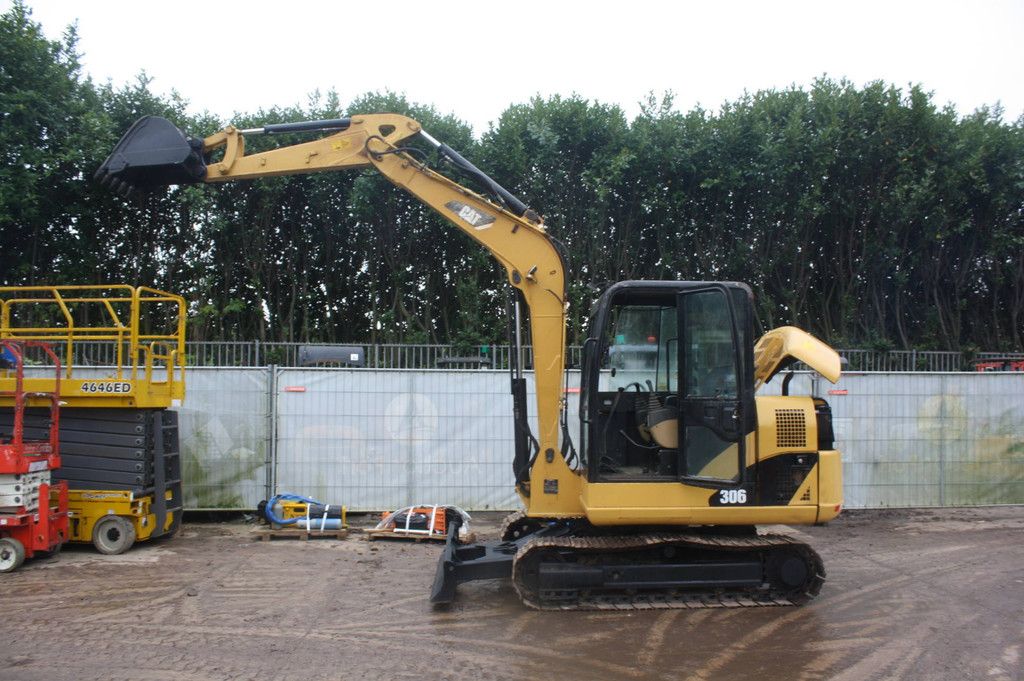 Raupenbagger Caterpillar 306 Diesel 40,5 kW 2011