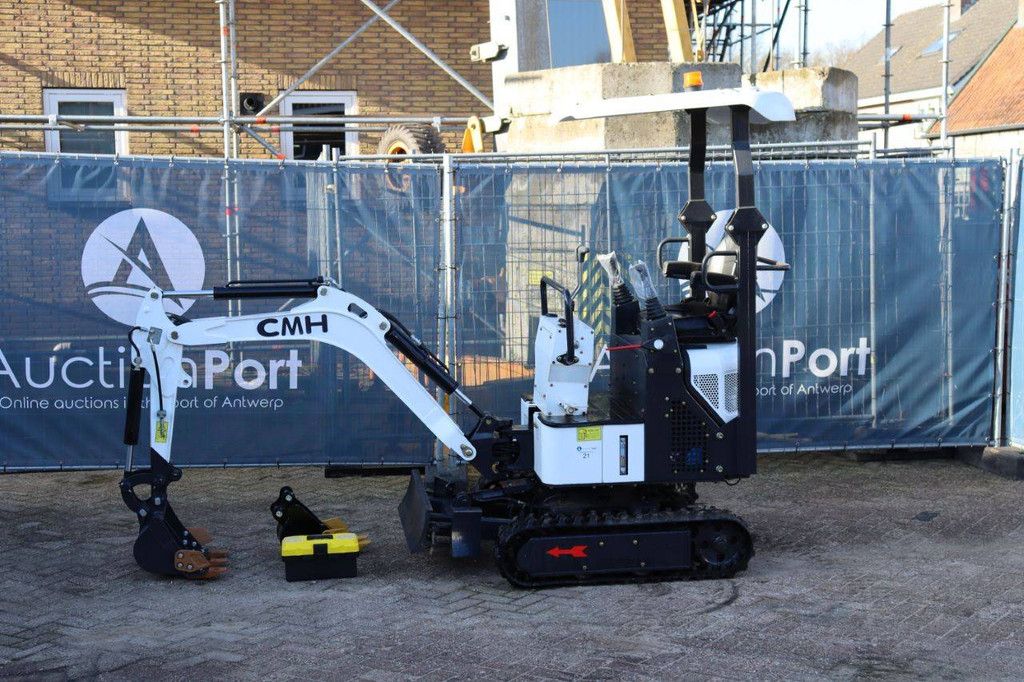 Mini excavator CMH RDT-15A Diesel 12hp 2024