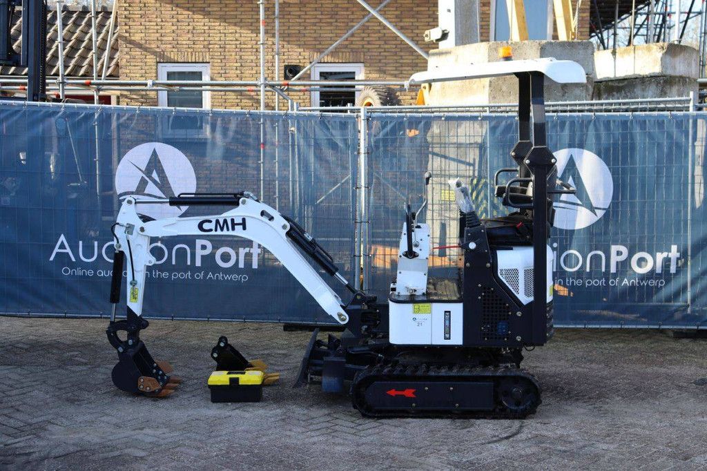 Mini excavator CMH RDT-15A Diesel 12hp 2024