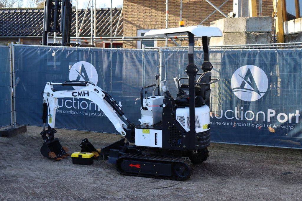 Mini excavator CMH RDT-15A Diesel 12hp 2024