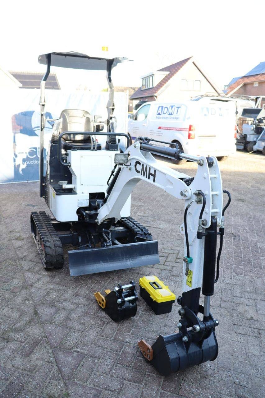 Mini excavator CMH RDT-15A Diesel 12hp 2024
