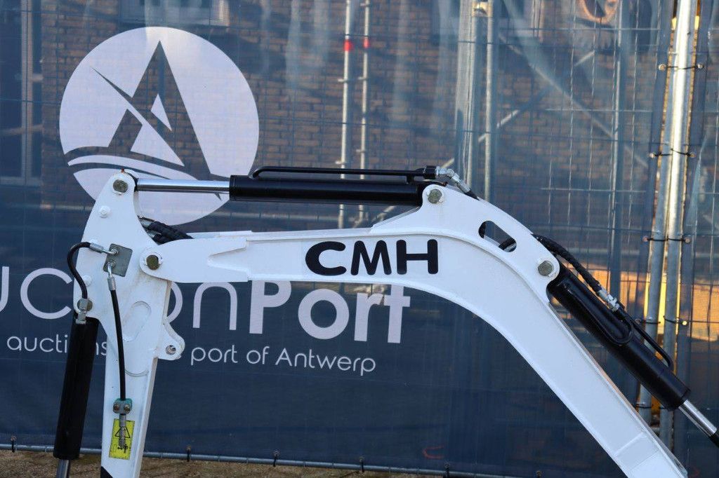 Mini excavator CMH RDT-15A Diesel 12hp 2024