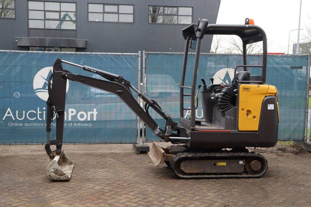 Minibagger Volvo EC15B Diesel 12kW 2017
