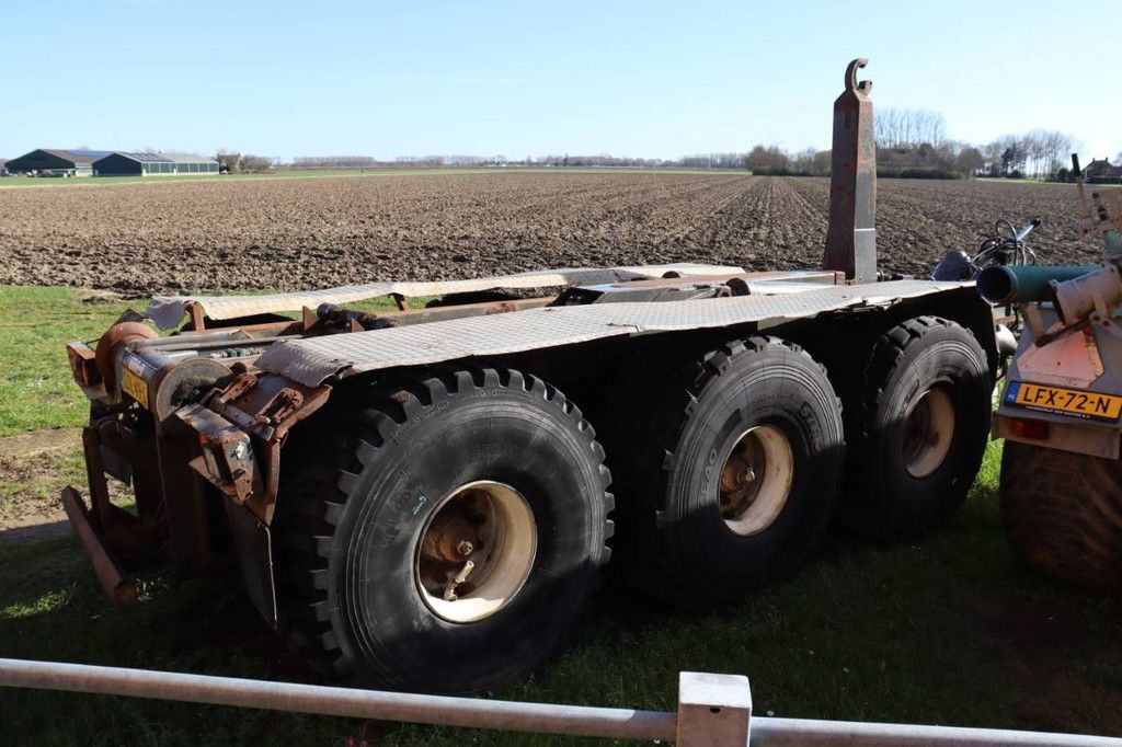 Hook arm carrier Kurstjens KB22 1996