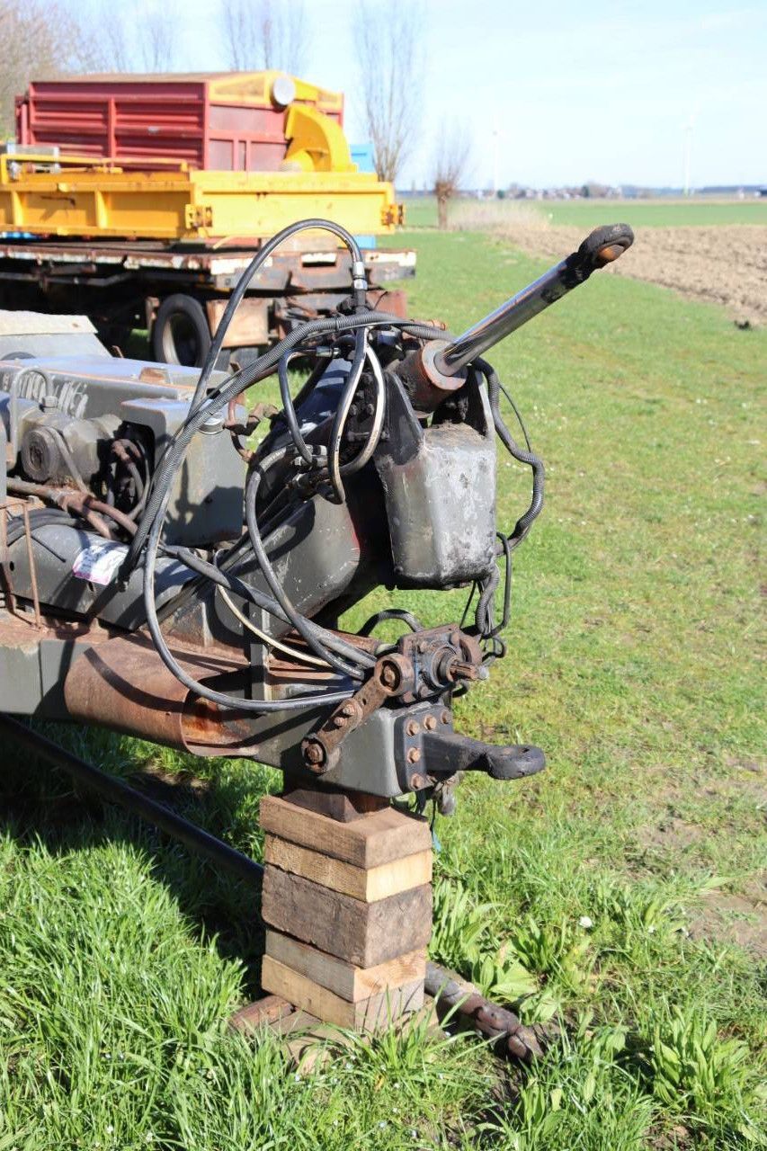 Hook arm carrier Kurstjens KB22 1996