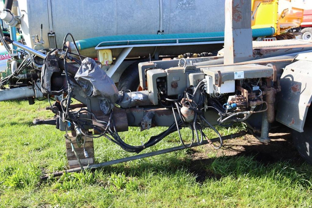 Hook arm carrier Kurstjens KB22 1996