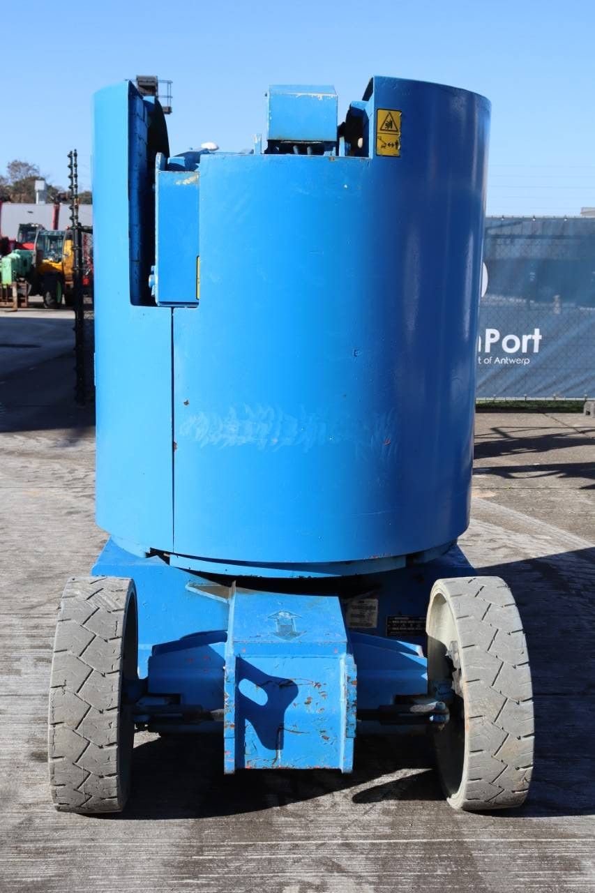 JLG E300AJP Electric Articulating Boom Lift 10.97m 2007