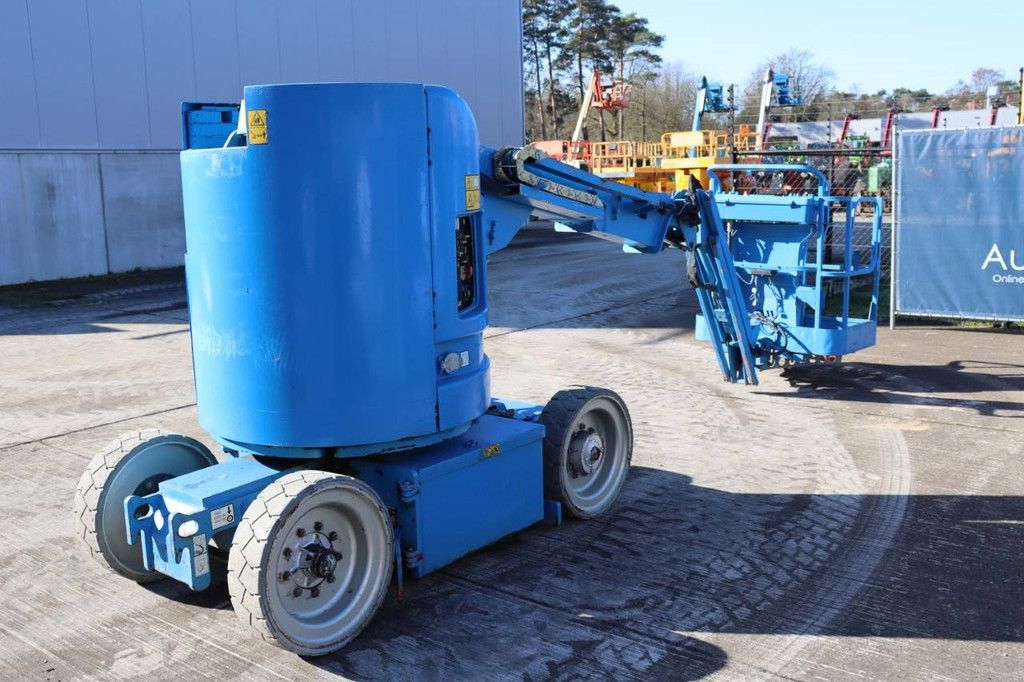 JLG E300AJP Electric Articulating Boom Lift 10.97m 2007