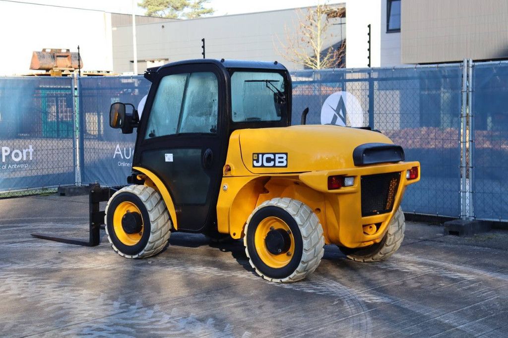 JCB 520-40 4WS Diesel 36,3 kW 2019 Teleskoplader