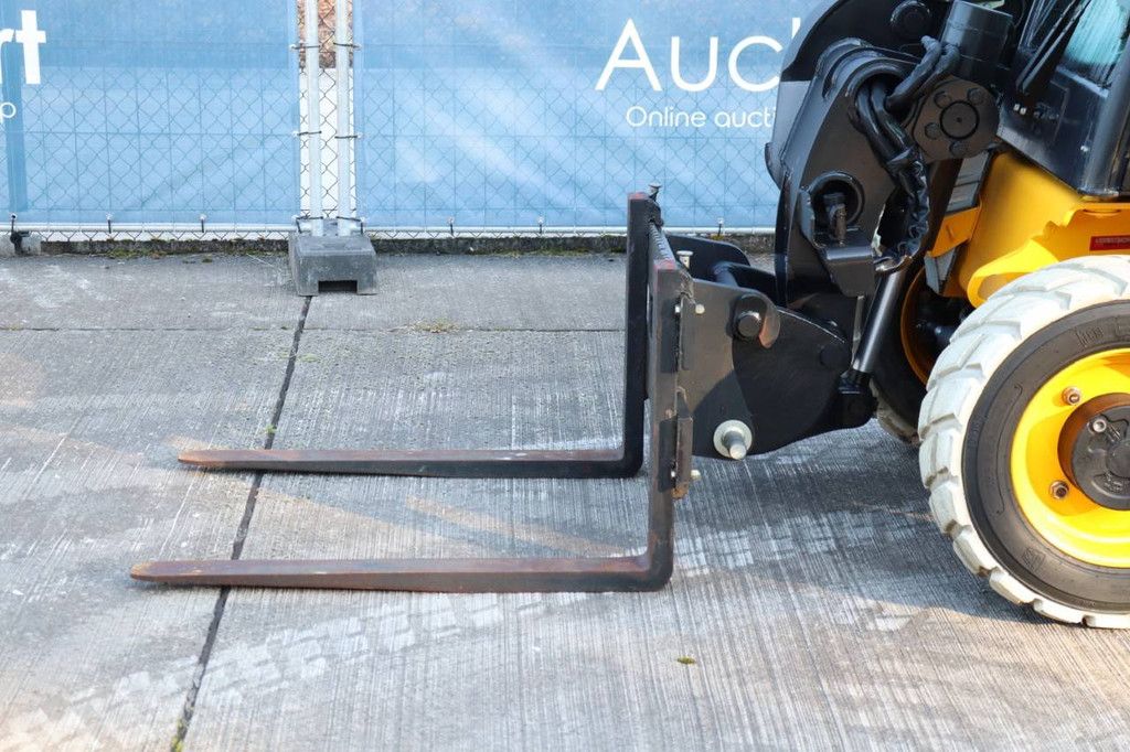 JCB 520-40 4WS Diesel 36,3 kW 2019 Teleskoplader