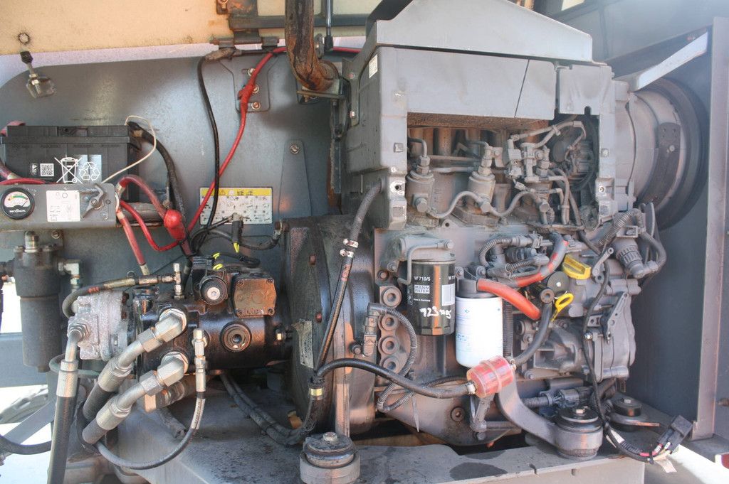 Skyjack SJ51AJ Diesel 17,6 m Gelenkteleskoparbeitsbühne 2016