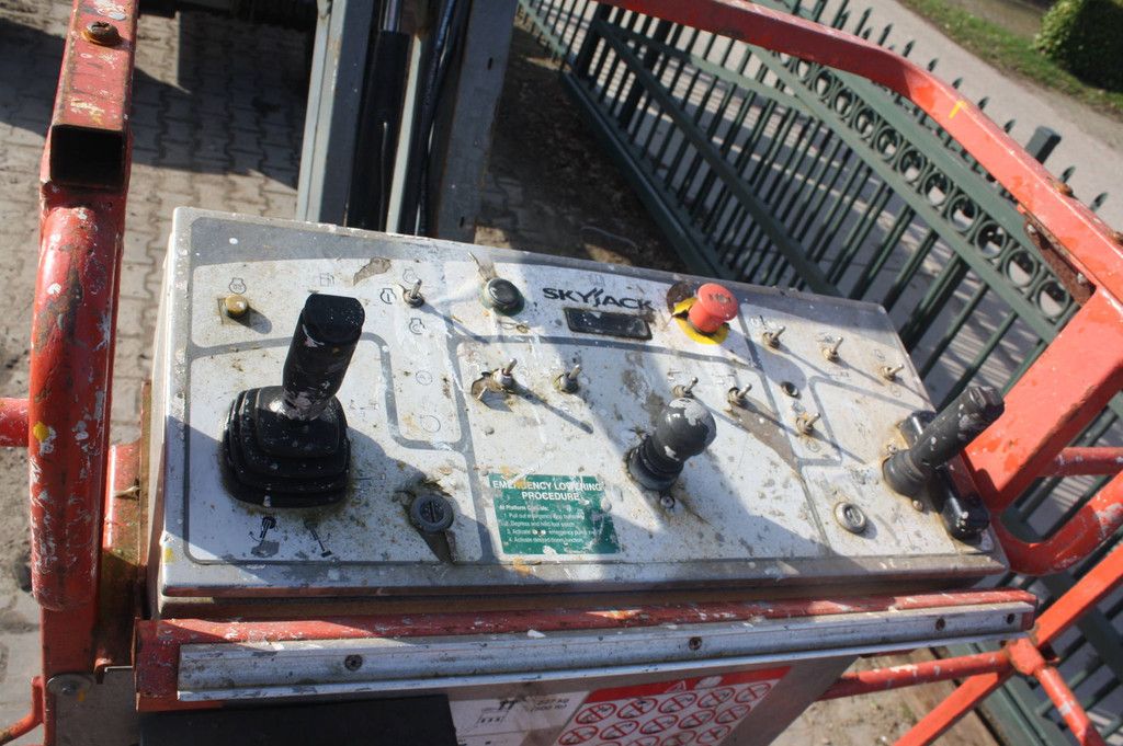 Skyjack SJ51AJ Diesel 17,6 m Gelenkteleskoparbeitsbühne 2016