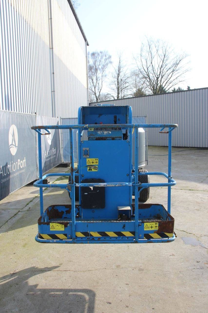 Genie Z-34/22 Diesel 12.52m Articulated Boom Lift 2007