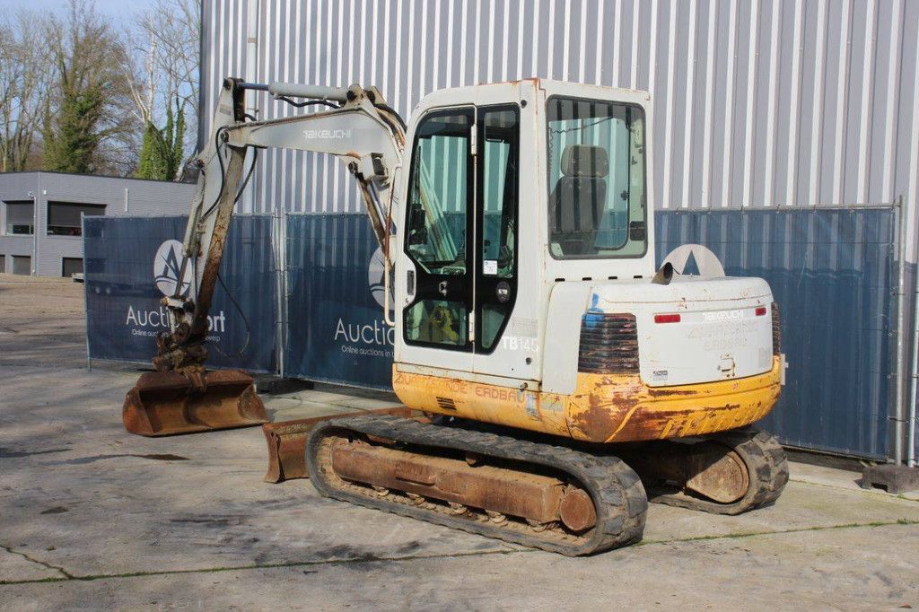 Rupsgraafmachine Takeuchi TB145 Diesel 27.9kW 2000
