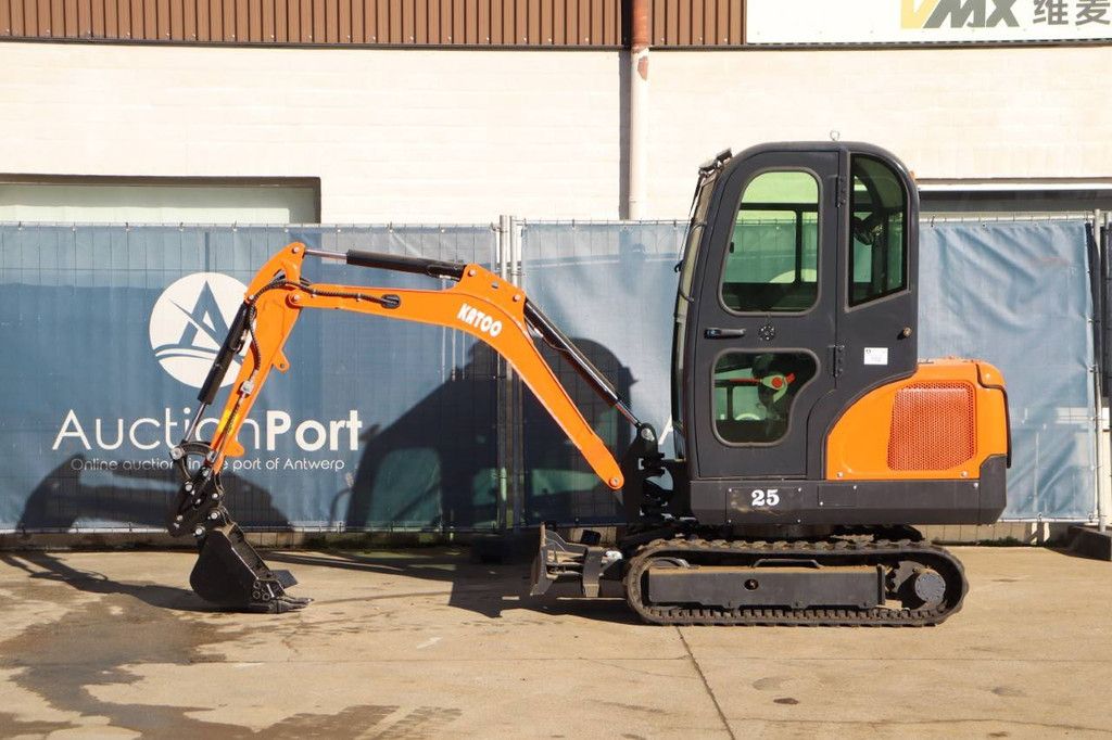 Rupsgraafmachine Katco 25 Diesel Nieuw