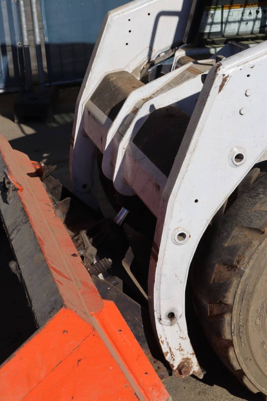 Skid steer loader Bobcat S130 Diesel 34.3kW 2005