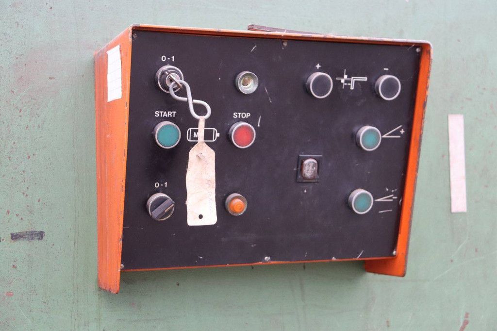 Schermaschine Haco TS3012 Elektrisch 12mm 1984