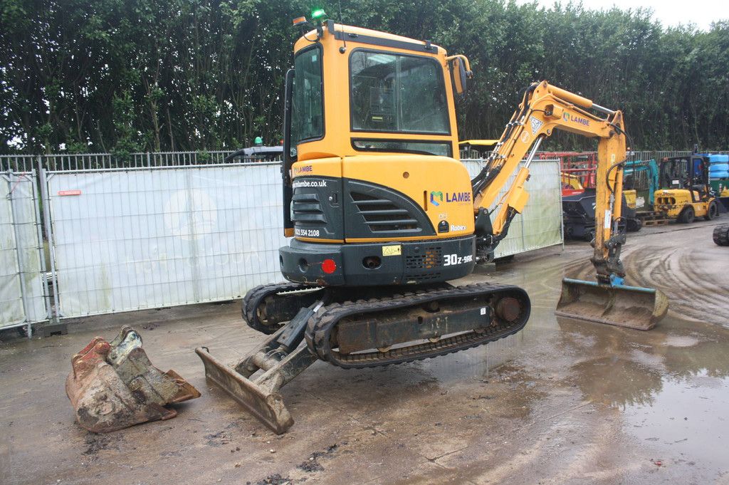 Raupenbagger Hyundai Robex 30Z-9AK Diesel 17,3 kW 2022