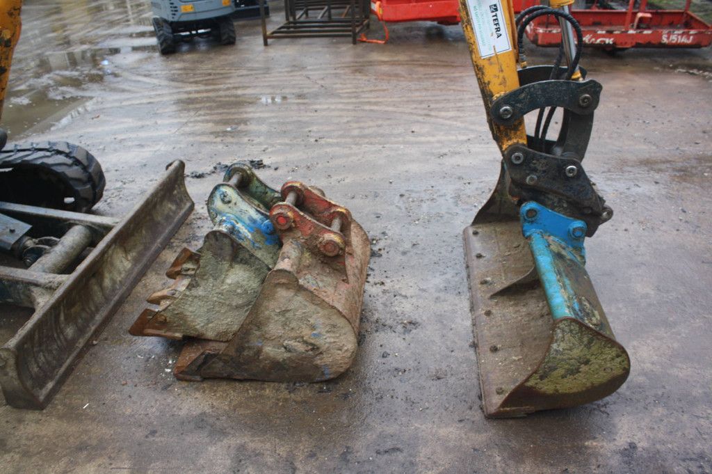 Raupenbagger Hyundai Robex 30Z-9AK Diesel 17,3 kW 2022