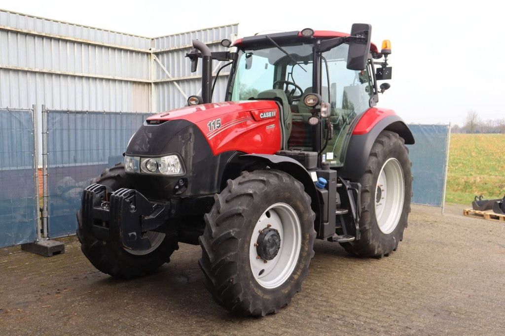 Traktor Case IH Maxxum 115 Diesel 130kW