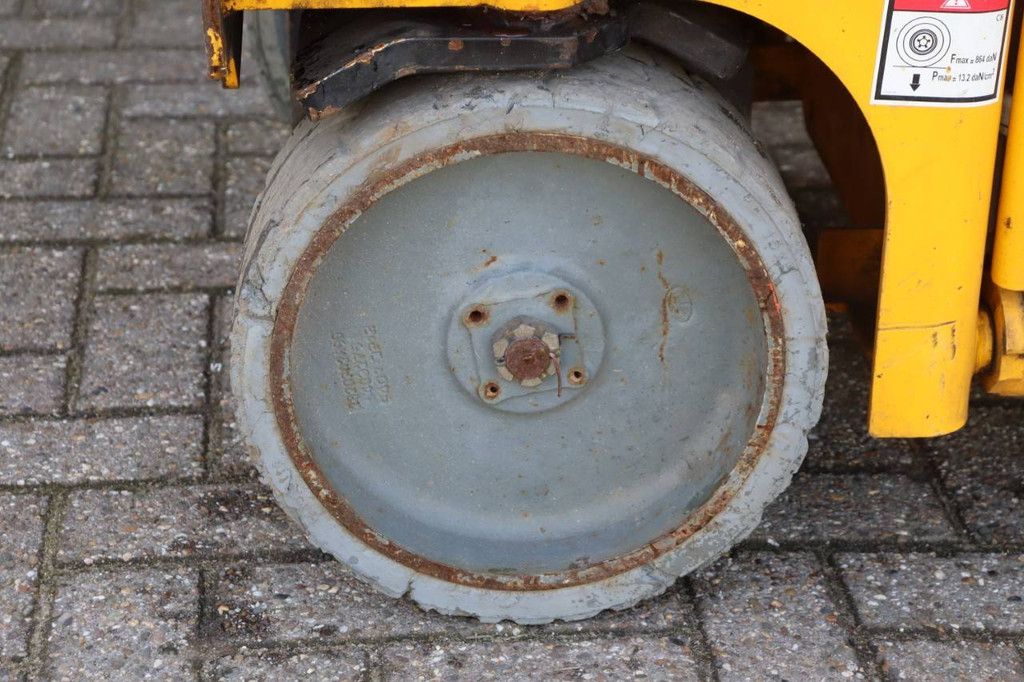 Scherenbühne Haulotte Compact 8 Electric 8m 2012