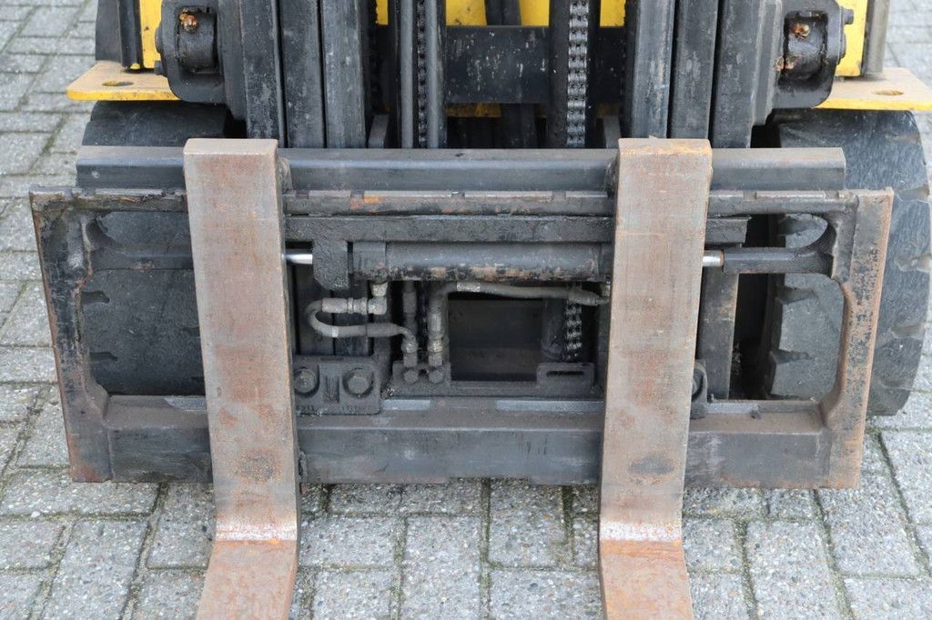 Forklift Hyundai 20B-7 Electric 1745kg 4.74m 2011