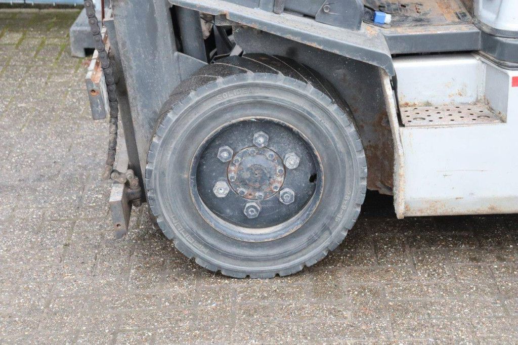 Heftruck Nissan 30 LPG 2850kg