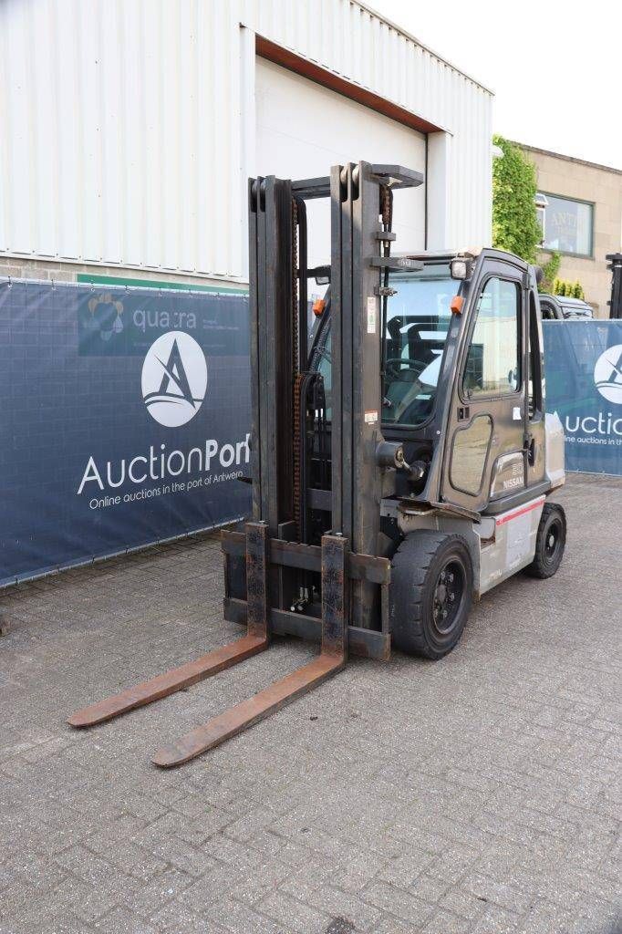 Nissan 30 Elektro-Gabelstapler, 3000 kg