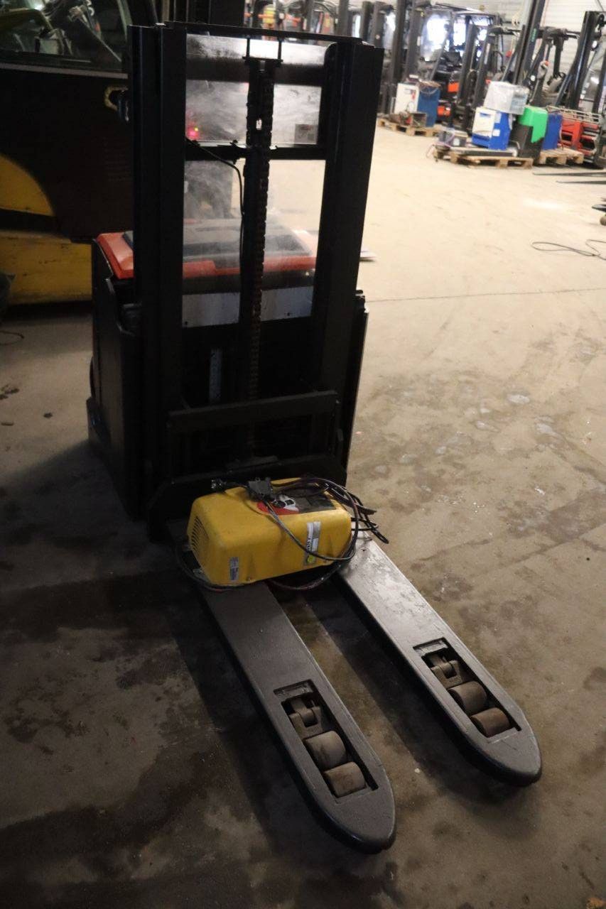 Stacker BT BT Staxio Electric