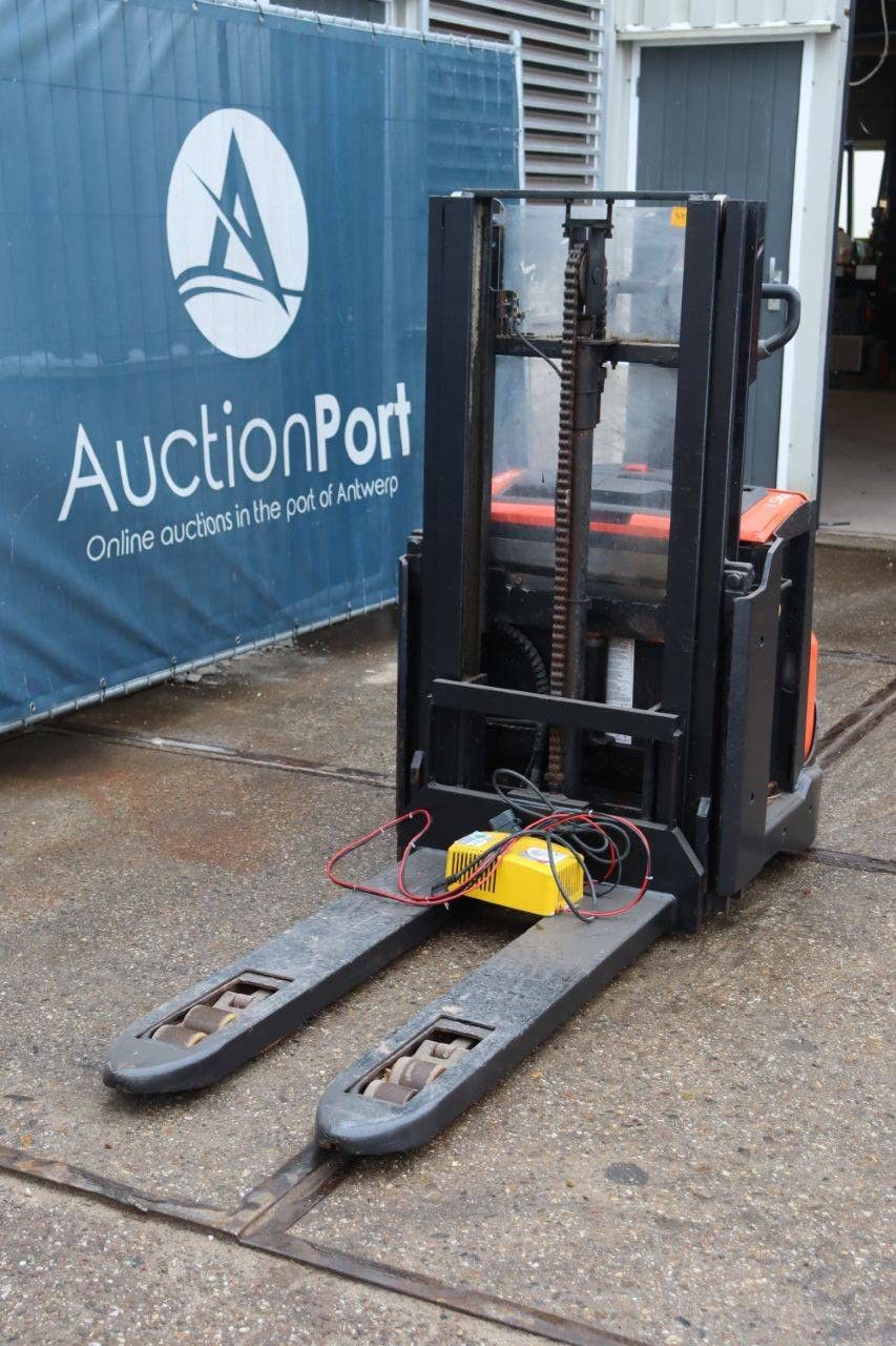 Stapelaar BT SWE200D Elektrisch 2000kg 2016